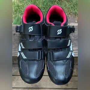Unisex Peloton Black and Red Cycling Shoes Mens 8 or Womens size 10 Bike Cleats